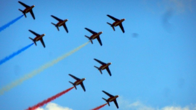 Centenaire de haut vol à l'aérodrome avec la Patrouille de France