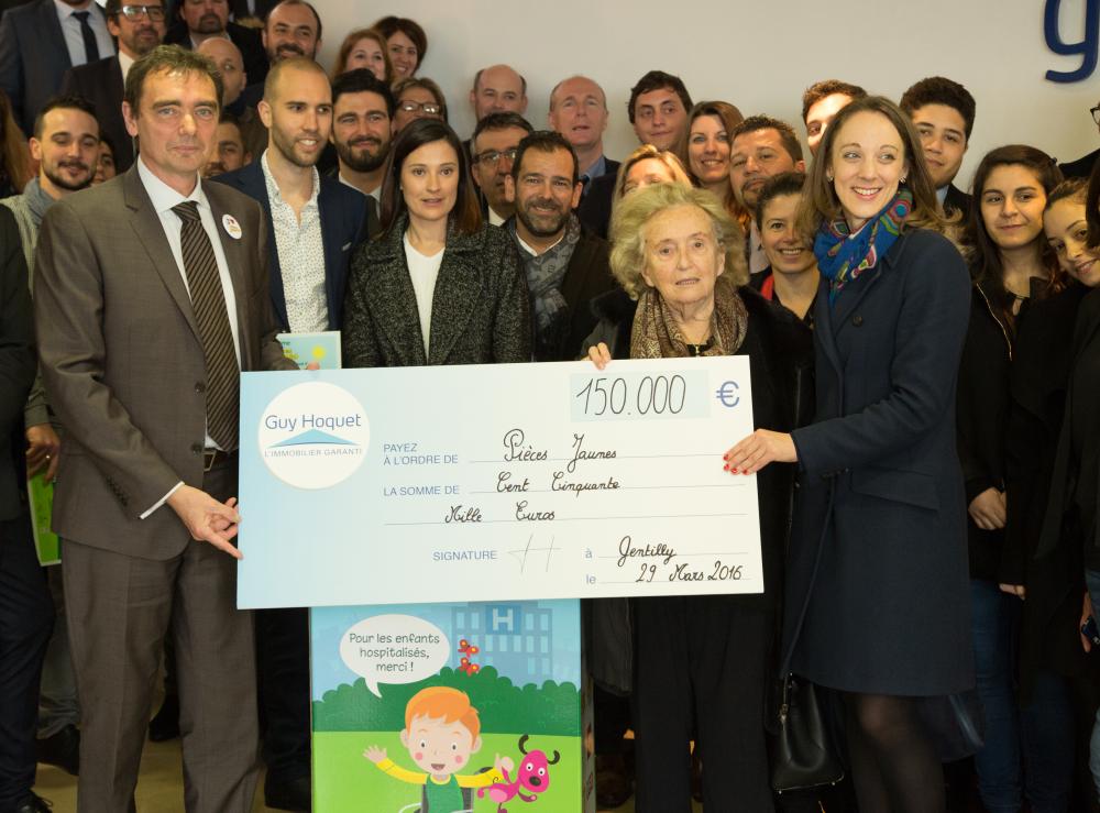 GUY HOQUET REMET 150 000 Euros à BERNADETTE CHIRAC