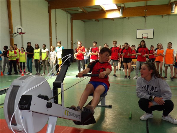 128 collégiens de Chalon sur Saône réunis pour un défi sur ergomètre