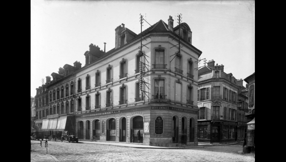 COMPIÈGNE Avant, après: En 1929, déjà la Société générale