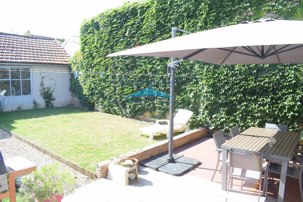 A VENDRE : Maison briarde 5 pièces 100 m2