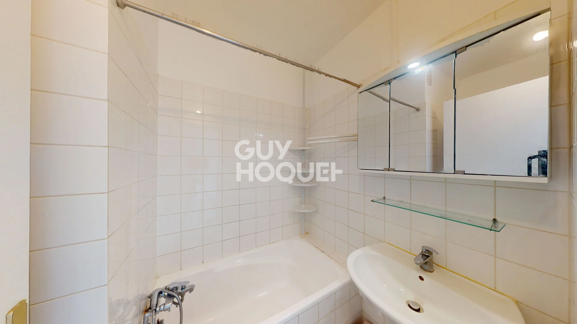 LOCATION : appartement 2 pièces (43 m²) à FRANCONVILLE