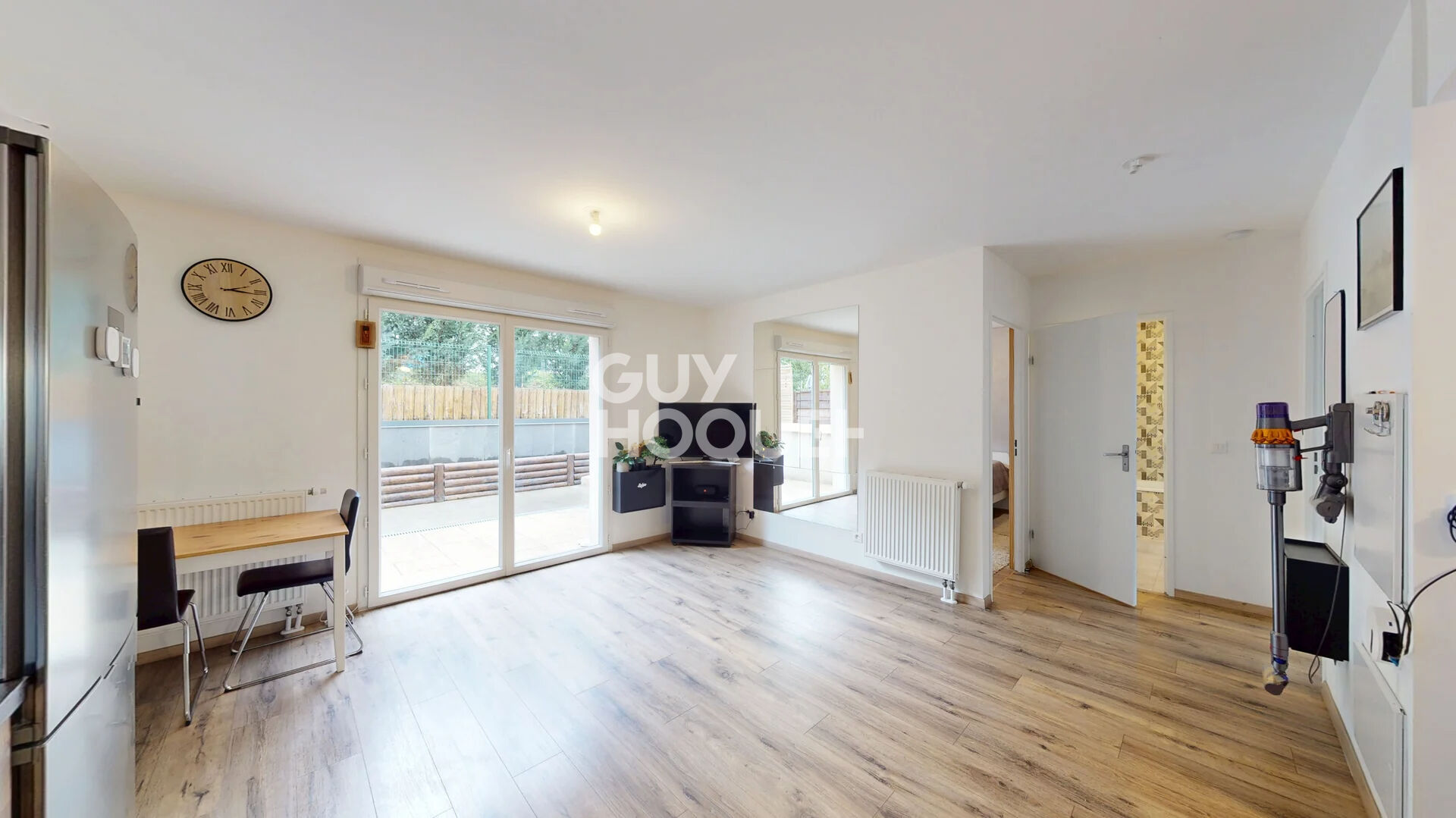 À vendre - Appartement 3 pièces avec jardin et parking - Franconville