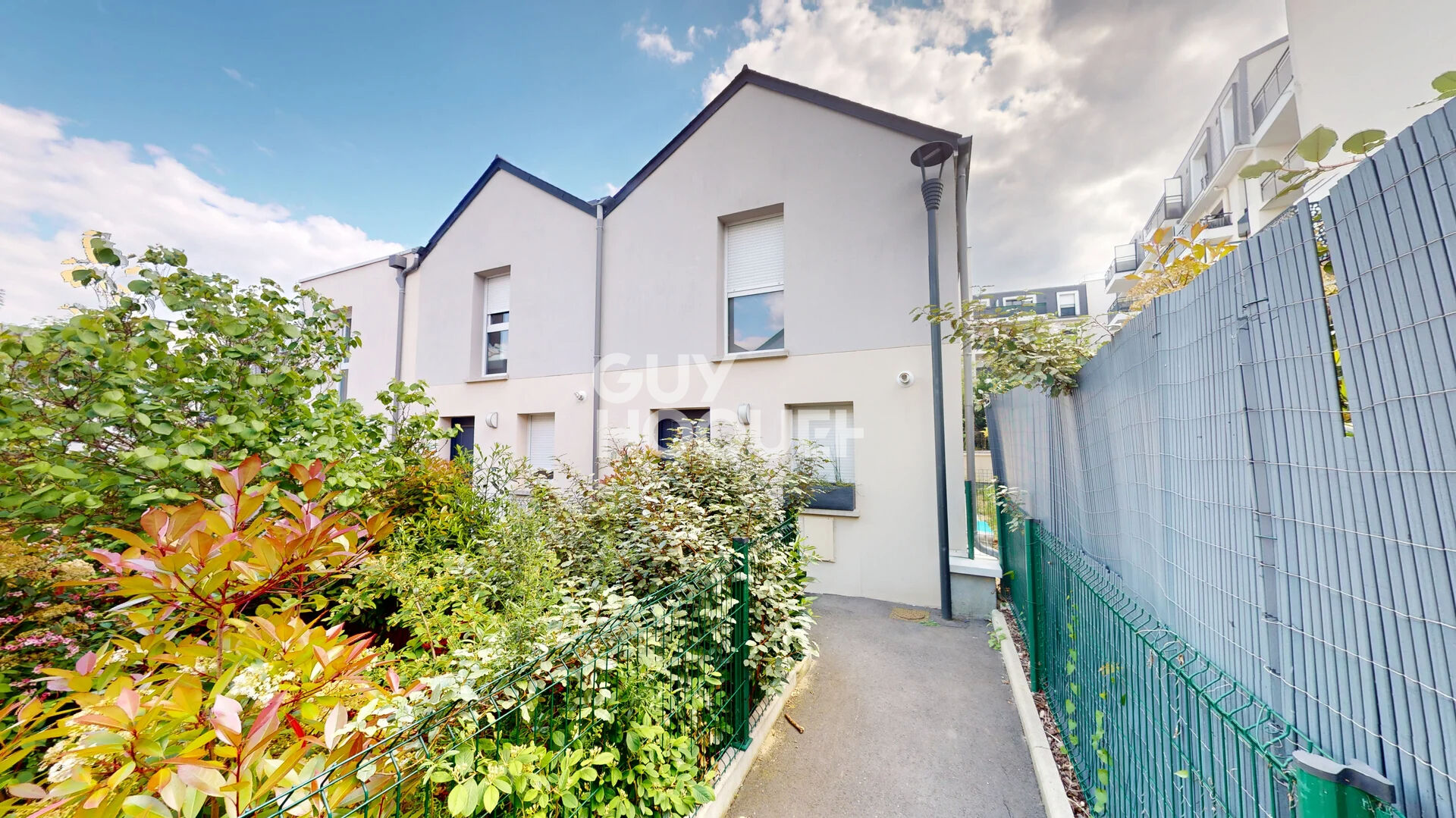 À vendre - Appartement 3 pièces avec jardin et parking - Franconville