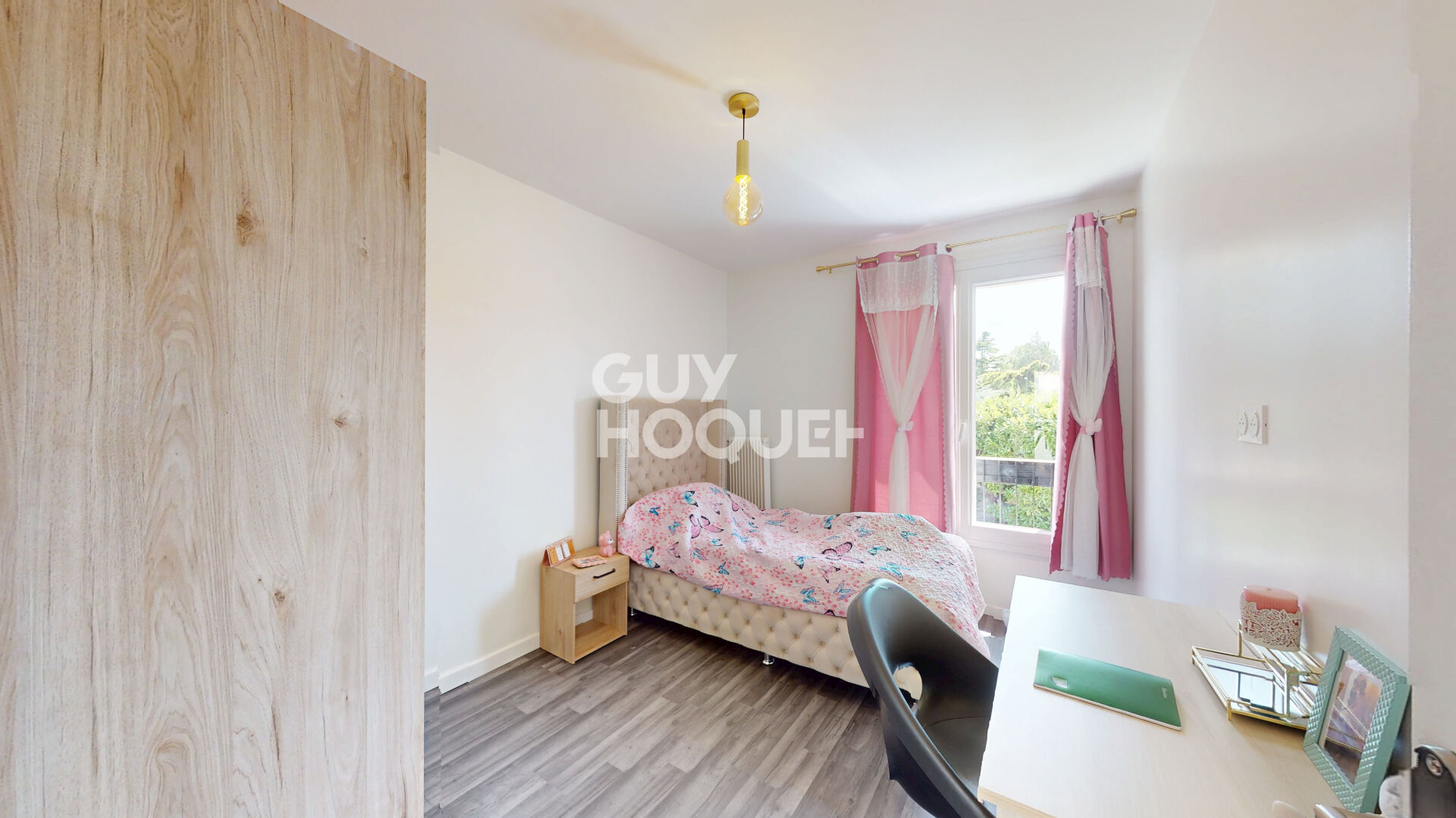 EN EXCLUSIVITE - MAISON 5 PIECES - ENTIEREMENT RENOVEE AVEC JARDIN ET BOX
