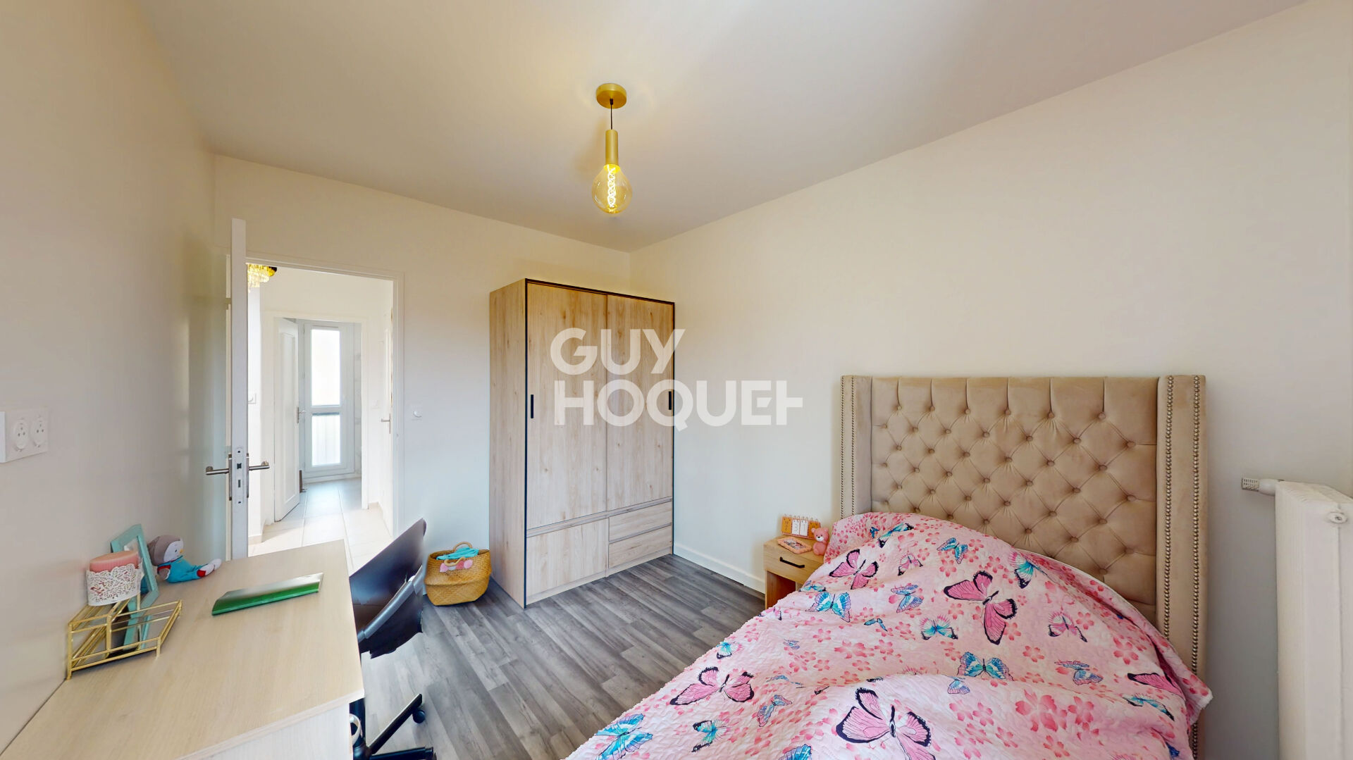 EN EXCLUSIVITE - MAISON 5 PIECES - ENTIEREMENT RENOVEE AVEC JARDIN ET BOX
