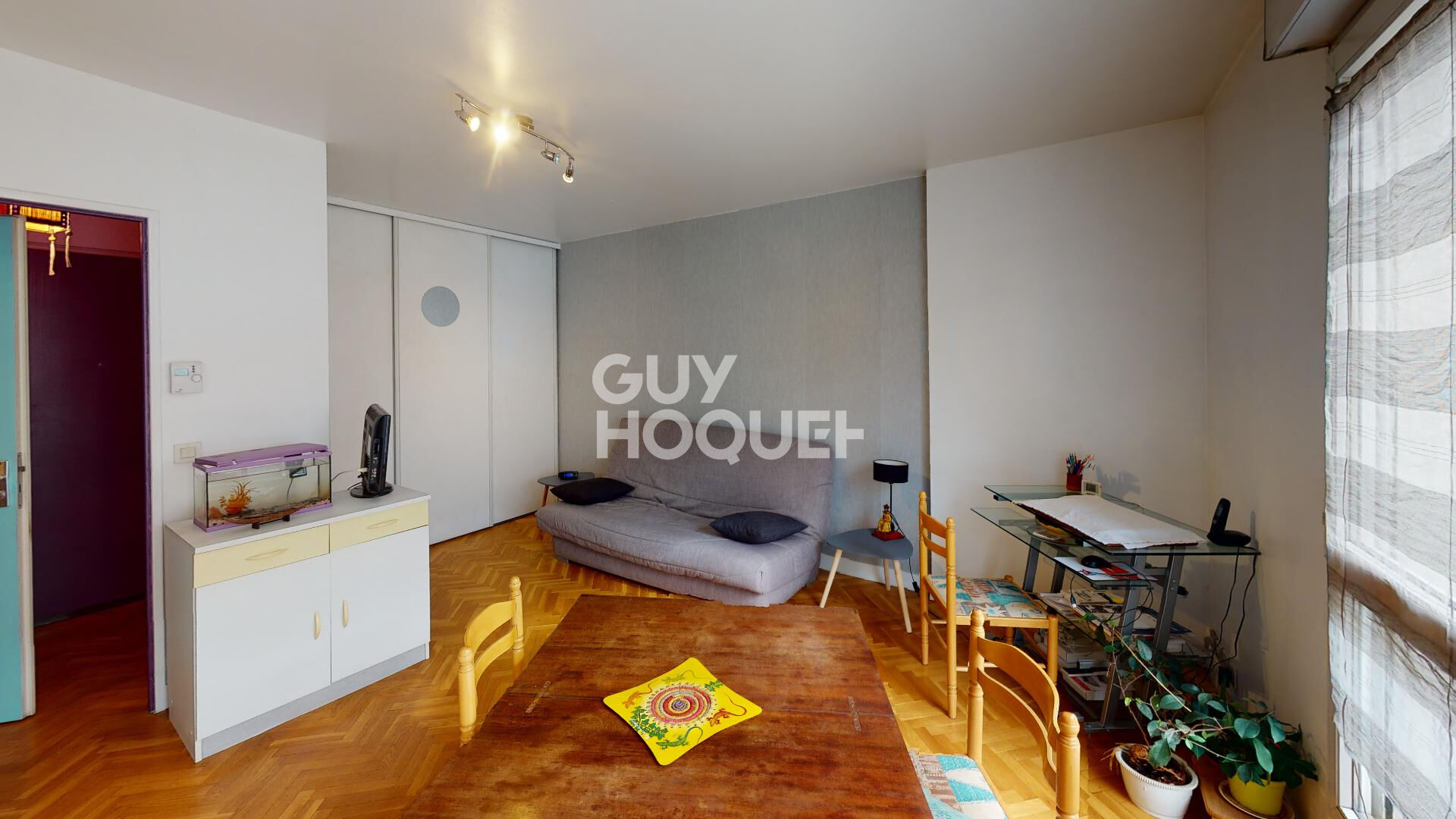 Studio MEUBLÉ au centre ville de FRESNES