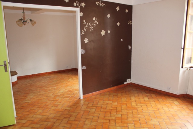 LA MOTTE   -   EXCLUSIVITE