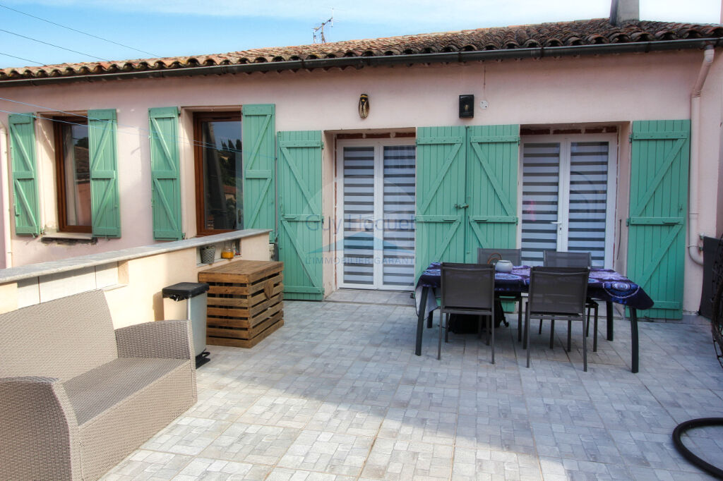 Appartement T3 impeccable en vente au MUY, avec grande terrasse et possibilité de stationnement en sous-sol en plus !