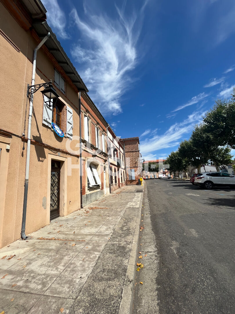 Maison de ville T4 à louer en plein coeur de Fronton