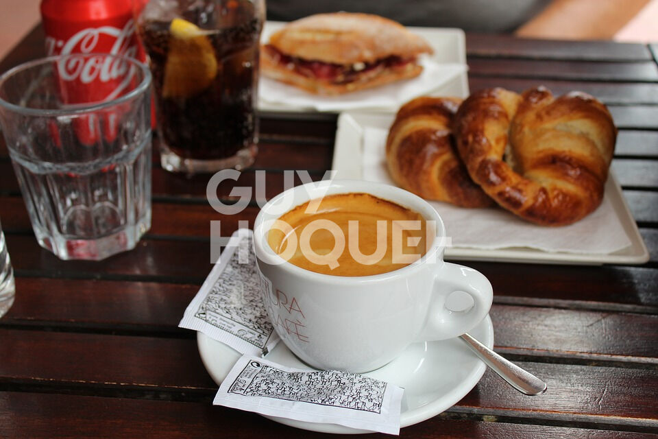 HÔTEL *** Fonds et Murs