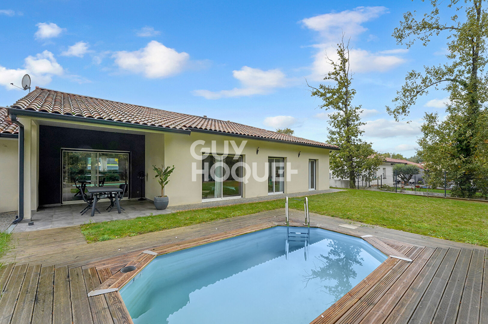 MAGNIFIQUE MAISON FAMILIALE, 5 PIECES, PISCINE à VILLAUDRIC (31620)