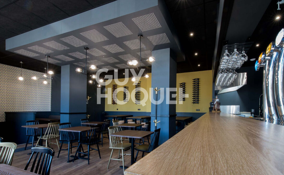 MURS A VENDRE avec licence 4 - CAHORS