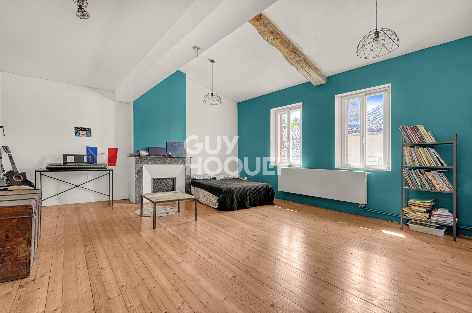 MAGNIFIQUE Maison de Village , 7 pièces , 255 m² , PISCINE et GARAGE.