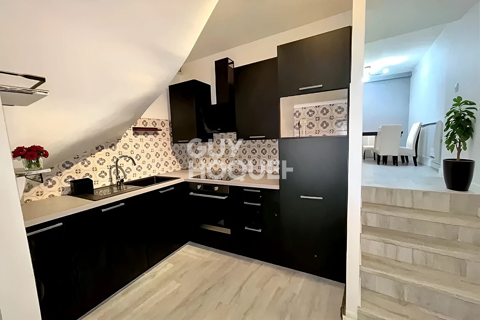 JOLIE MAISON DE VILLE, 5 PIECES à VILLEMUR-SUR-TARN (31340)