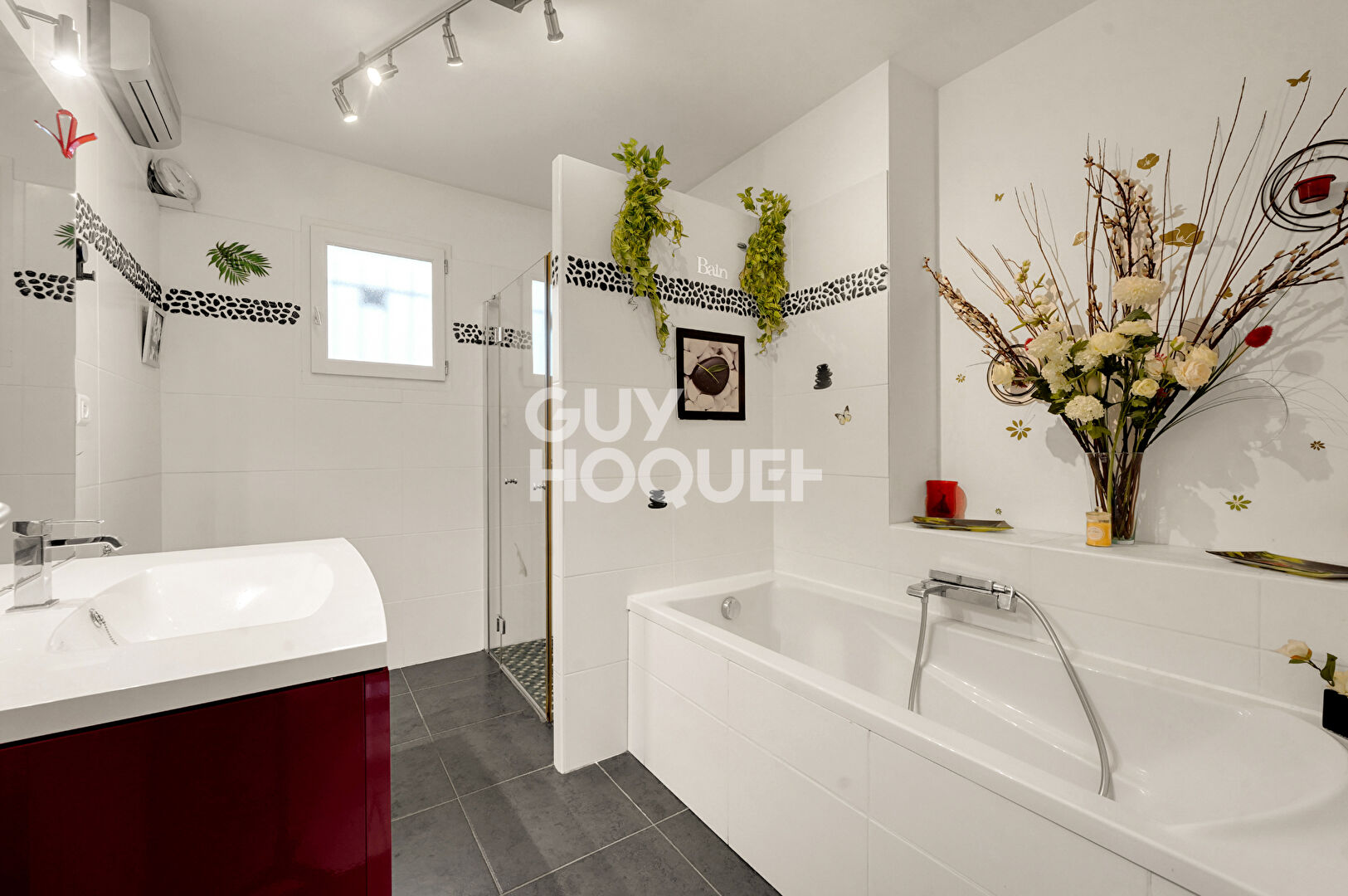 MAGNIFIQUE MAISON FAMILIALE,  4 PIECES, à VILLAUDRIC (31620)