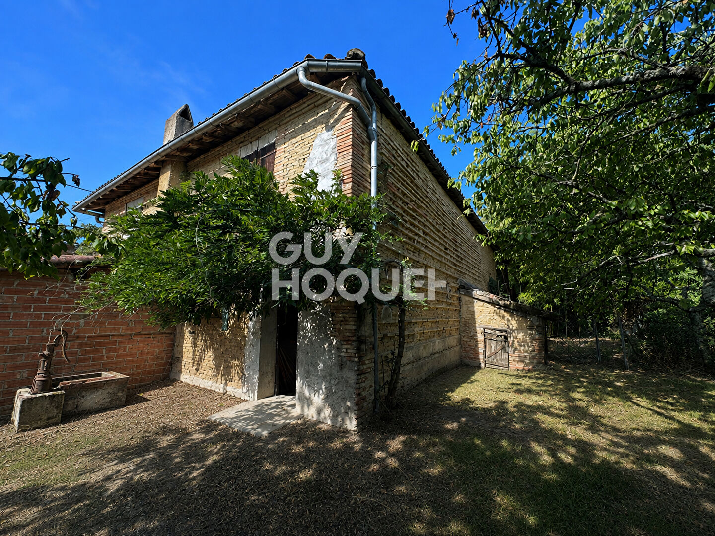 Centre de Fronton - Bâtisse 447 m²