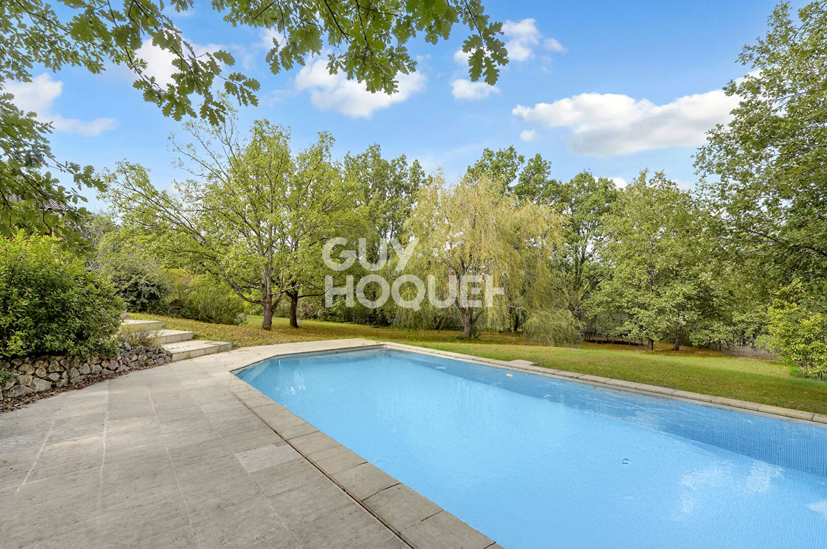 Villa à FRONTON 7 pièces, 180 m² avec piscine et terrain de 4 005 m²