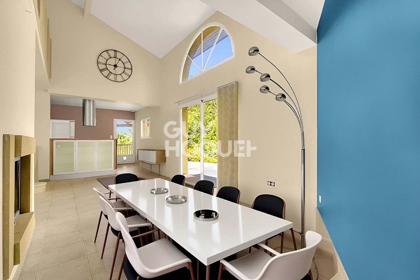 Villa à FRONTON 7 pièces, 180 m² avec piscine et terrain de 4 005 m²