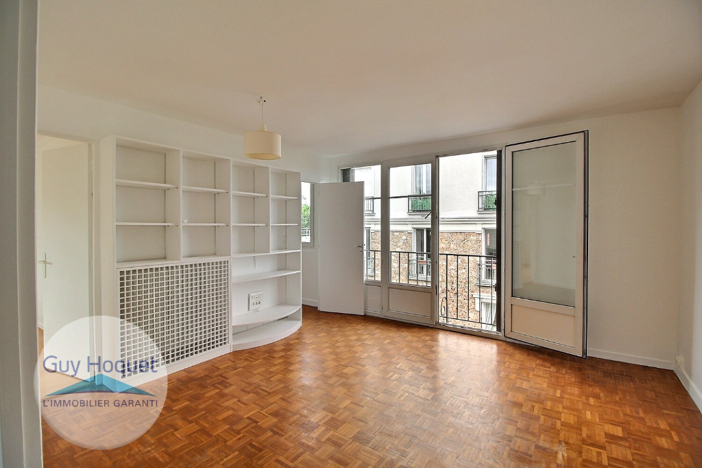 3 pièces en dernier étage, quartier Montretout