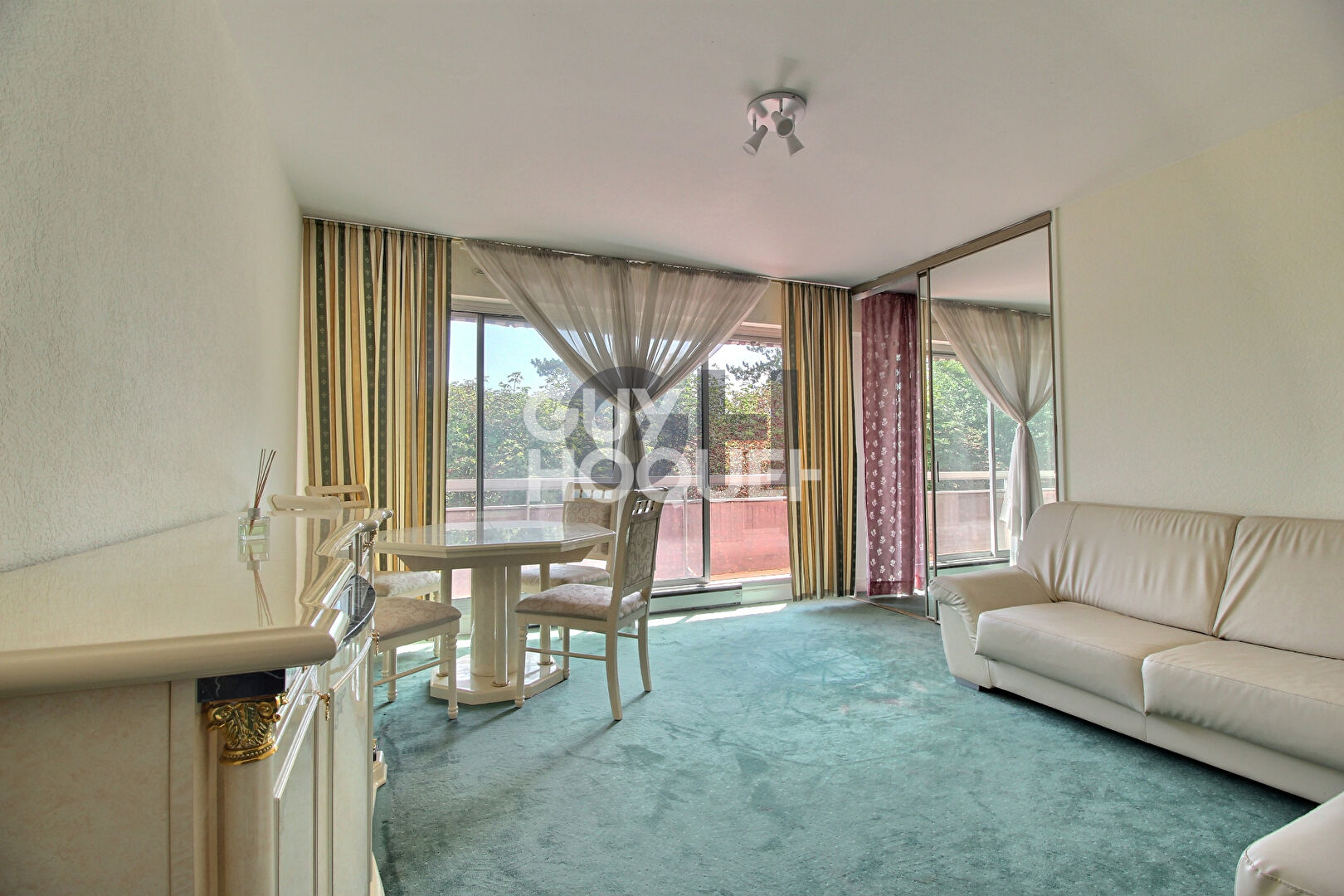 2 pièces en dernier étage dans la verdure