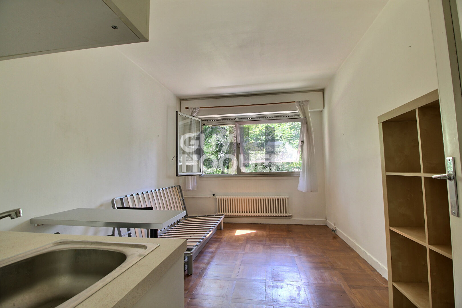 Studio lumineux et au calme