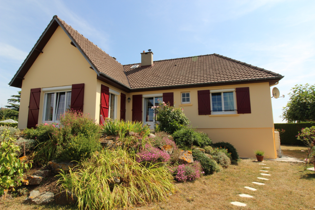 Plain-pied rénové. Caen Est.