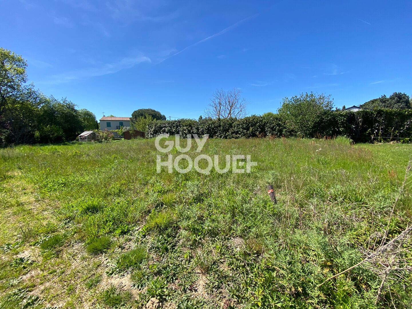 Terrain Menville 711 m2