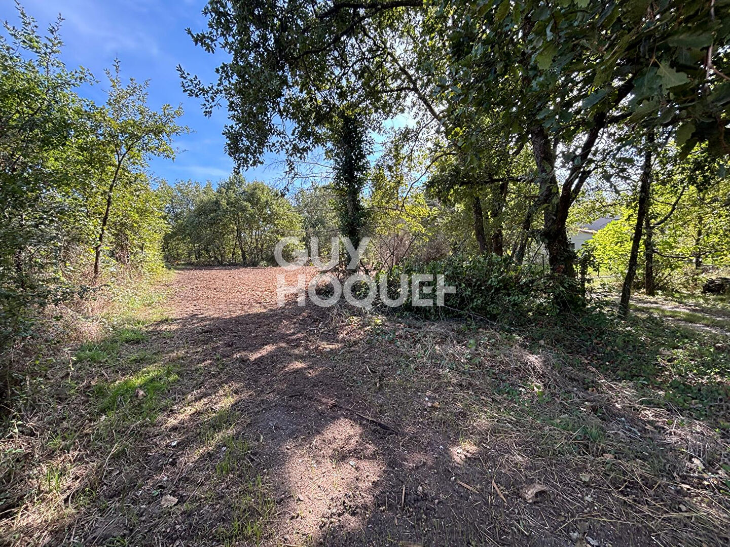 Terrain à vendre à Castelnaud d'Estretefonds - Une opportunité à ne pas manquer !