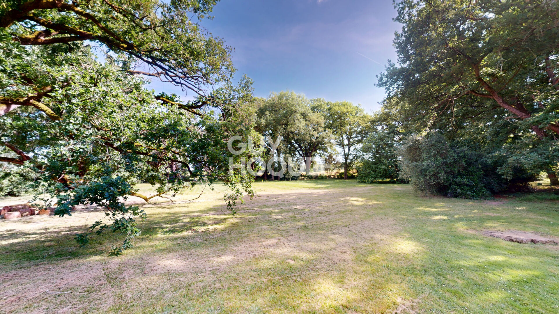 Maison Bourgeoise à vendre à Grenade - Un Écrin de Sérénité