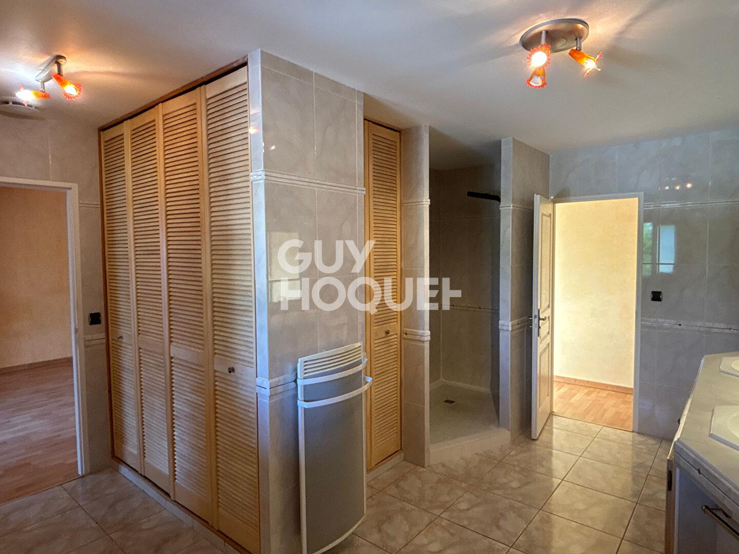 Maison spacieuse à vendre à Grenade - Référence 2470