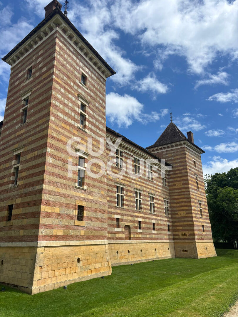 Magnifique maison de 7 pièces avec grand terrain