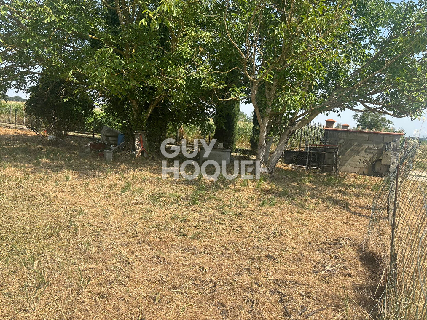 RARE, Terrain à vendre de 400 m² à Grenade - Réf 3918