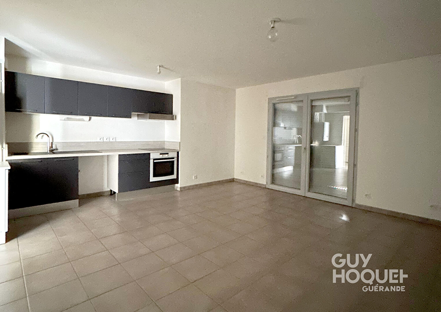 À LOUER, Appartement T3 en rez-de-jardin