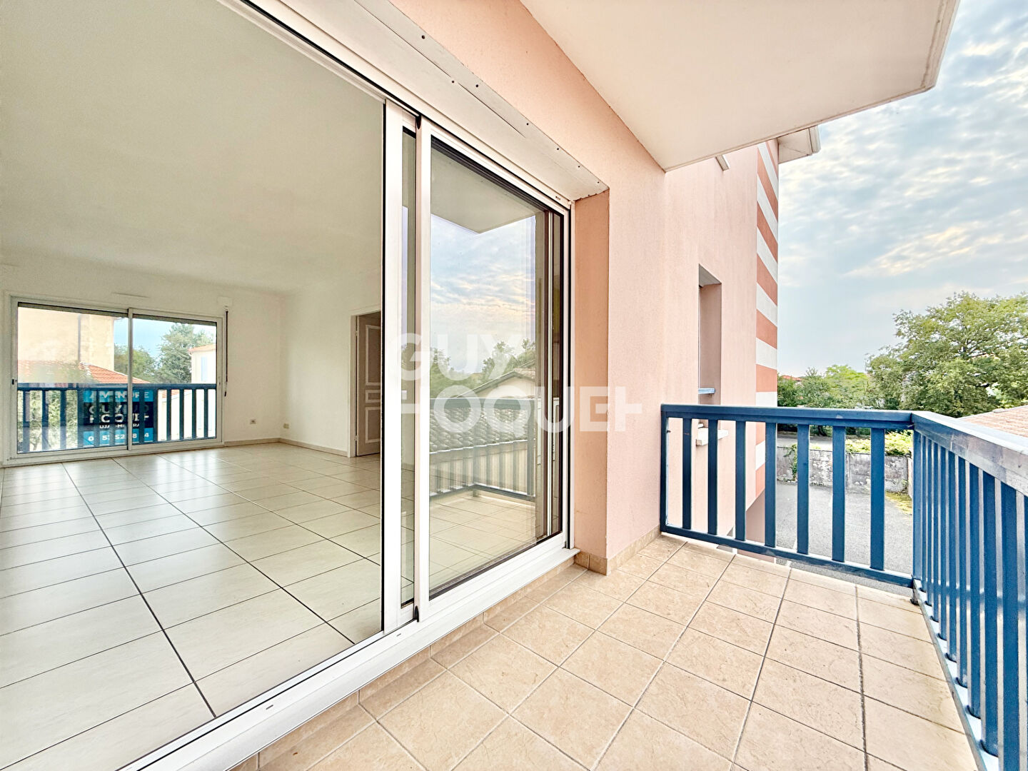 Magnifique T3 avec garage + stationnement