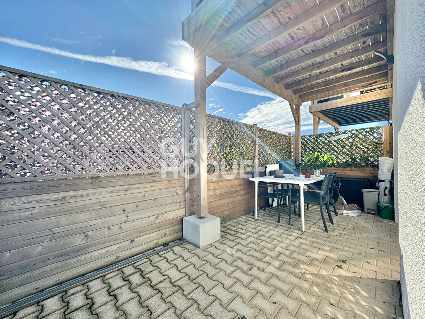 T2 rénové à deux pas de toute commodité