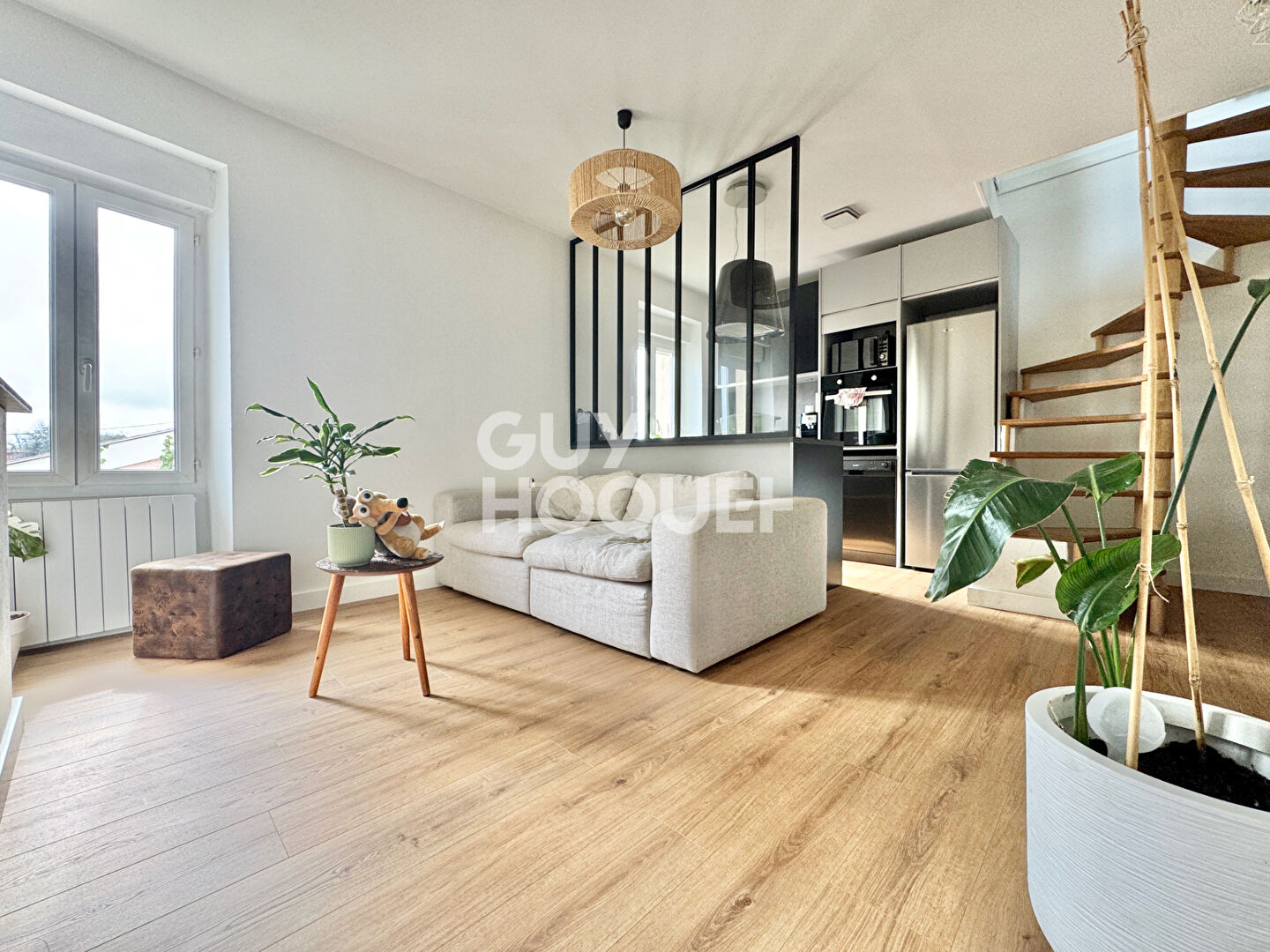 T3 Triplex rénové proche de toute commodité