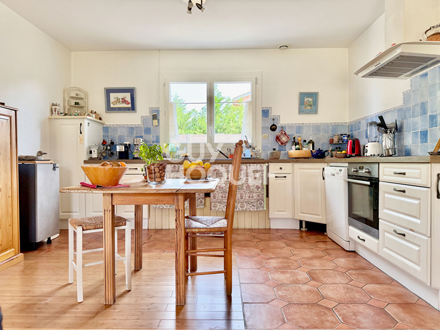 Charme, Calme et volumes à Meyran