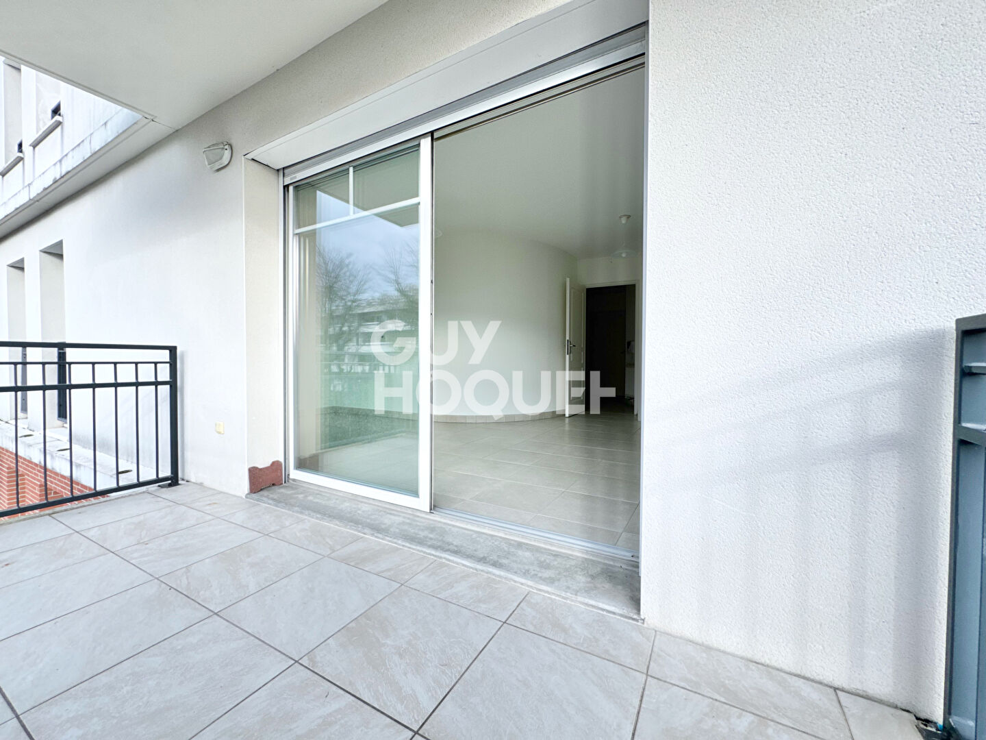 T2 avec parking sur la place du marché de La Teste de Buch