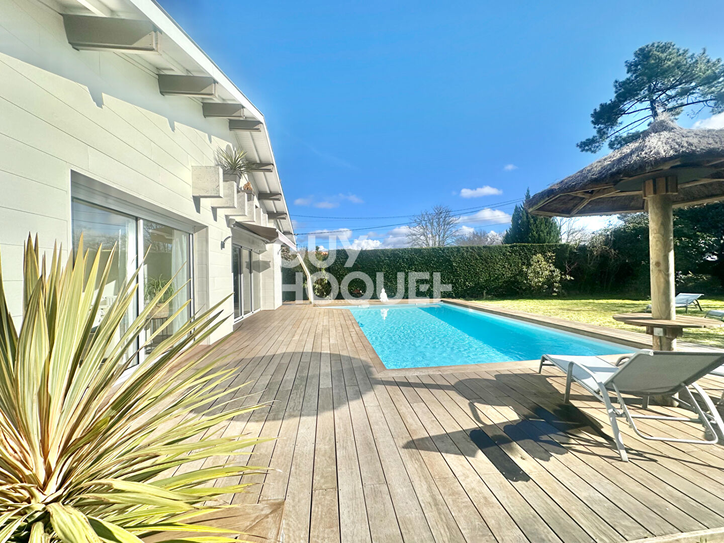 Maison d'exception au coeur de La Hume -162m2