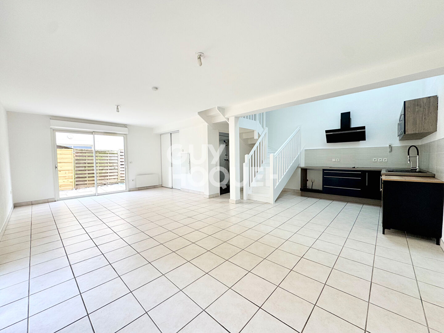 Coup de coeur : maison mitoyenne avec jardin en plein centre de Gujan-Mestras