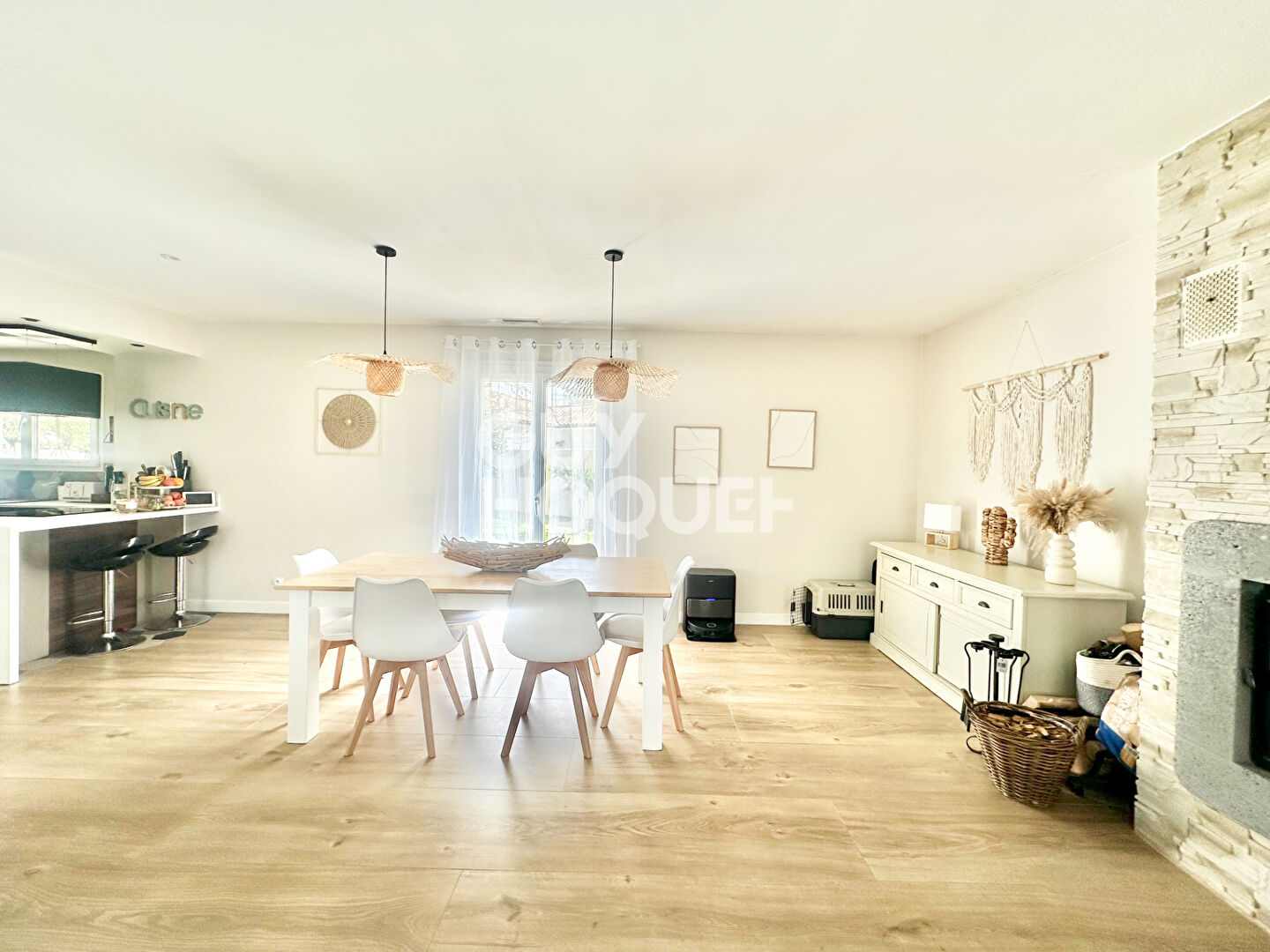 Maison familiale de 155m2 avec piscine, dépendance et grand jardin à Gujan-Mestras