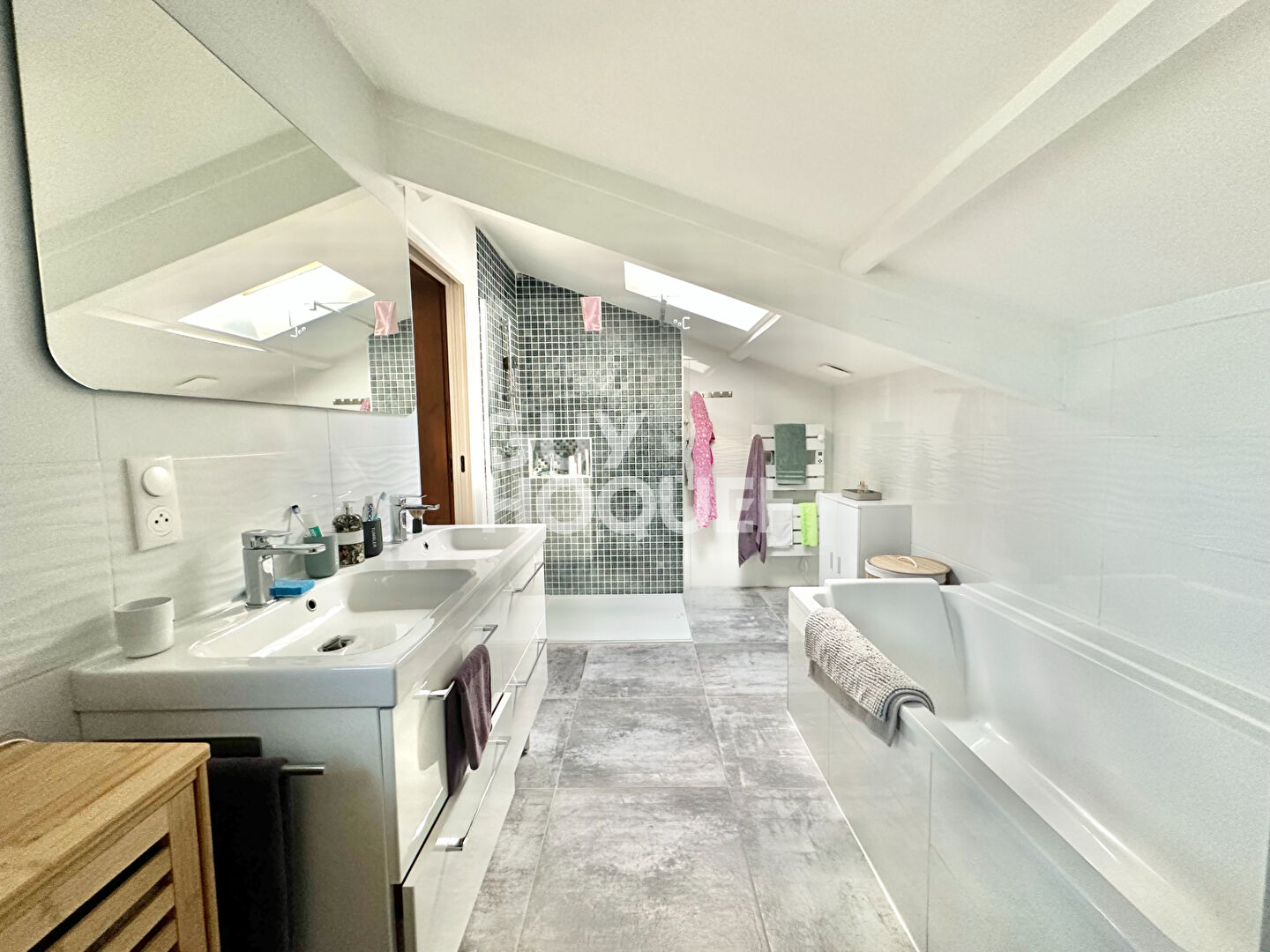 Élégante maison familiale rénovée à Gujan-Mestras - 5 pièces 120 m2