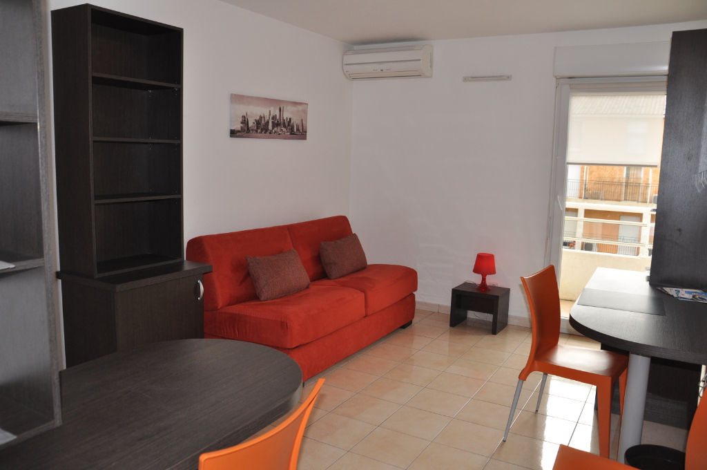 LA GARDE : appartement F1 à vendre