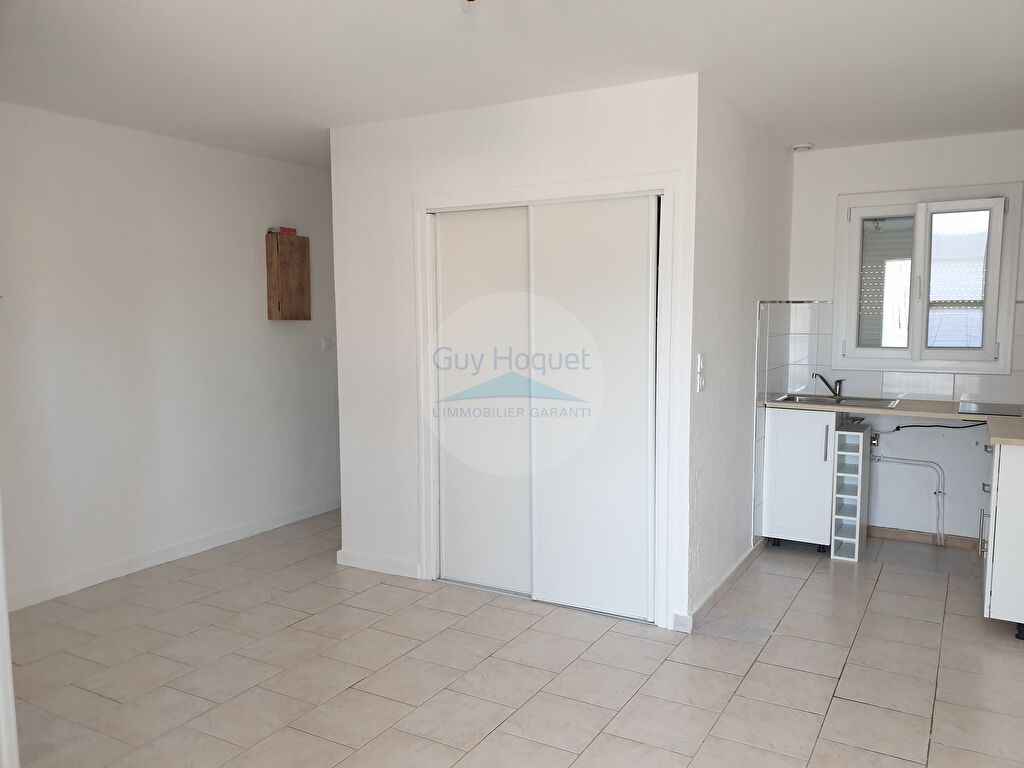 Appartement 2 pièces en location à LA LONDE LES MAURES