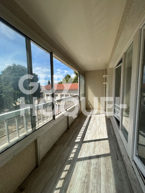 LOCATION d'un appartement F3 (67 m²) à TOULON