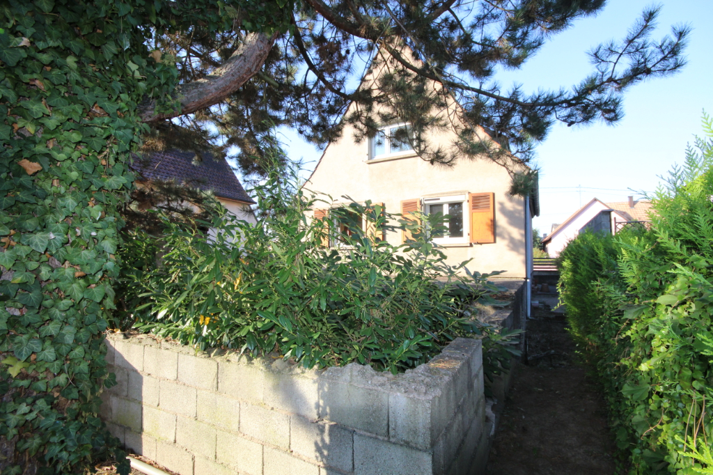 Maison 4 pièces d'une surface habitable de 84 m² à vendre à FEGERSHEIM (67640).