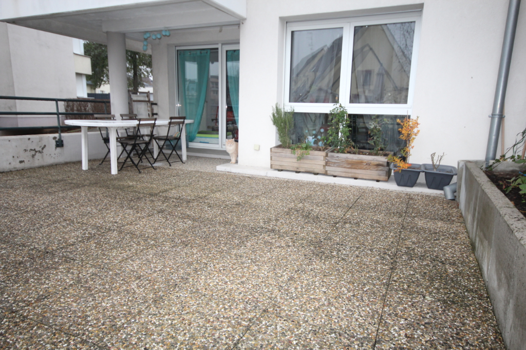 À vendre à ECKBOLSHEIM (67201), appartement 3 pièces de 63,91 m². terrasse de 42m2