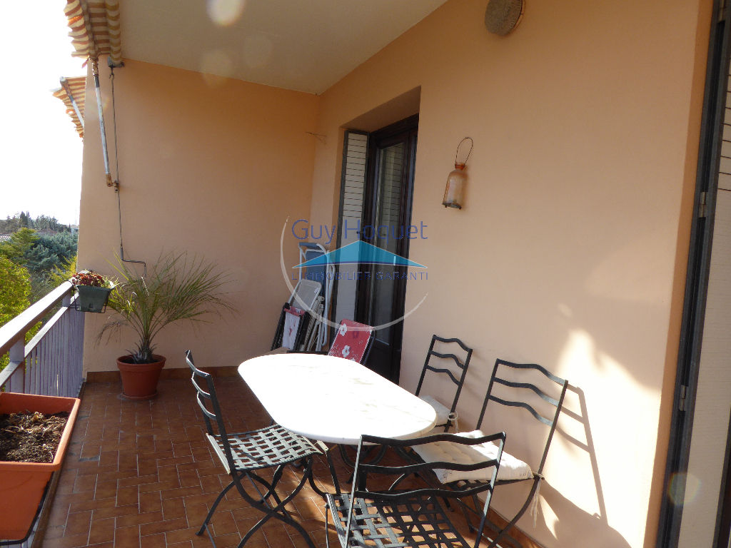 L Isle Sur La Sorgue Appartement 4 pièces 85.5 m2 avec terrasse garage cave parking