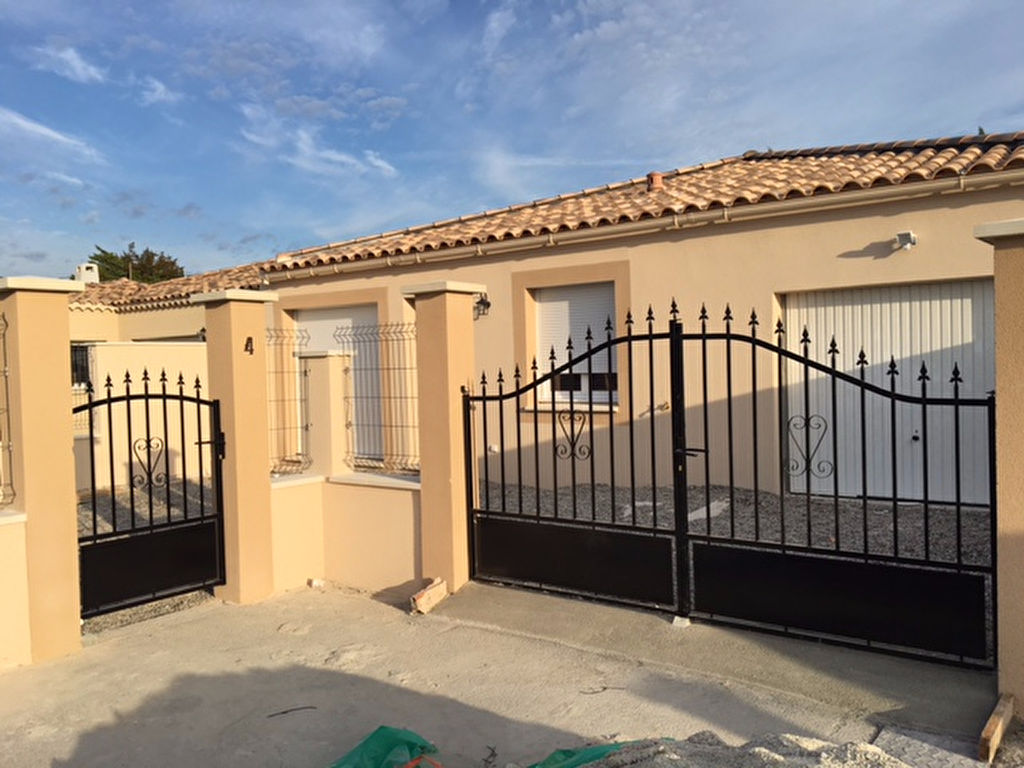Maison plain pied 3 chambres jardinet garage
